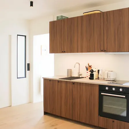 Charming 1-bedroom Flat In The 9th *