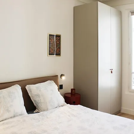 شقة Charming 1-bedroom Flat In The 9th *